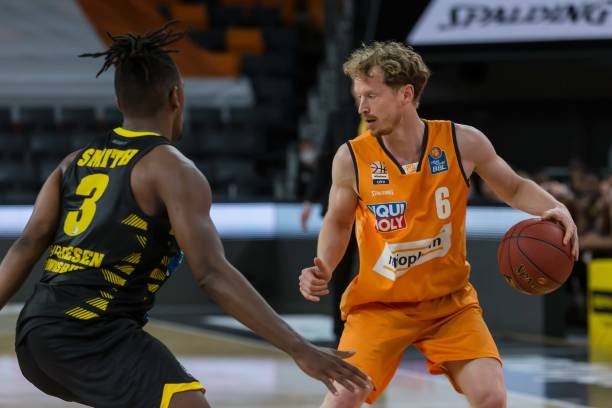 力压皇马 力压皇马