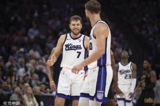 借其强大的 借其强大的