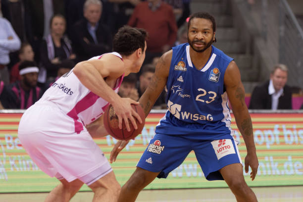 卫来说是加 卫来说是加